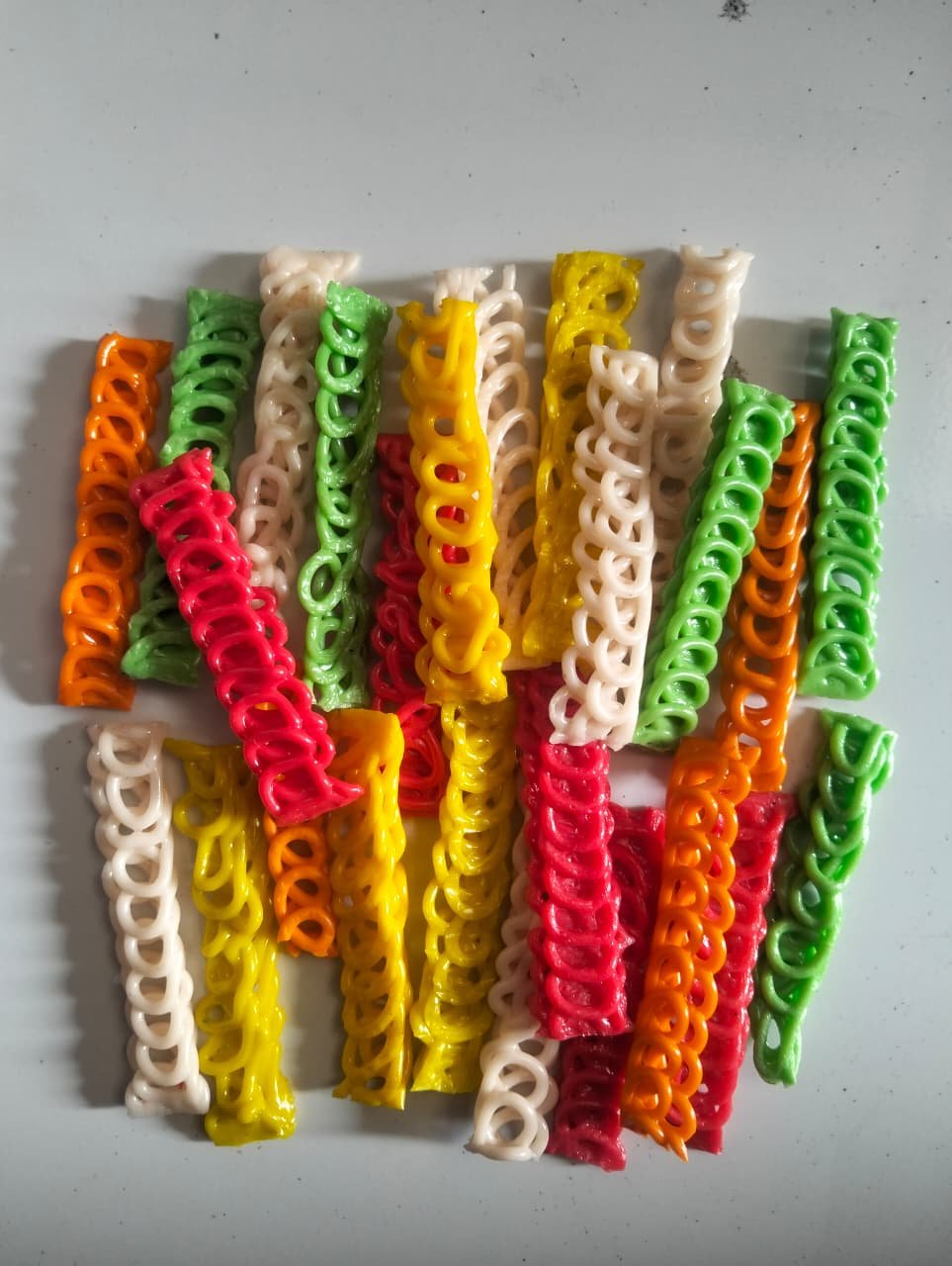 Kerupuk Kepang warna